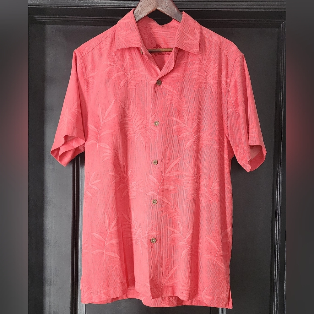 Tommy Bahama Silk Shirt size S 🌴🏖️🌞